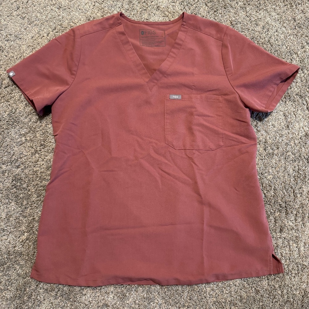 FIGS Women’s Catarina scrub top - Mauve/M